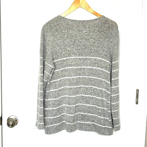 Market & Spruce Wms Petite L Cozy Brushed Knit Gray White Striped Tunic Sweater - Picture 2 of 9
